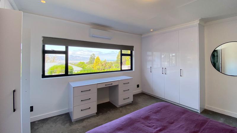 4 Bedroom Property for Sale in Helderrand Western Cape